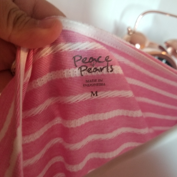 Peace + Pearls 3/4 Sleeve Blouse - Picture 7 of 7